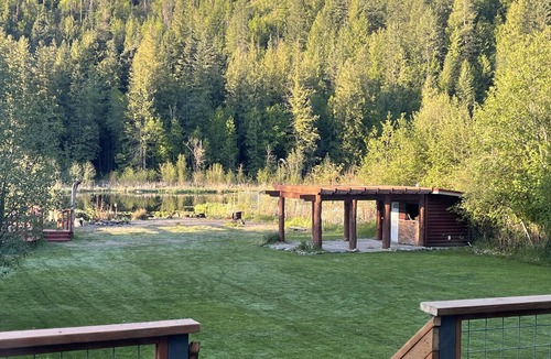 Elk Cabin | Cozy Lake Front Cabin on Chain Lake!