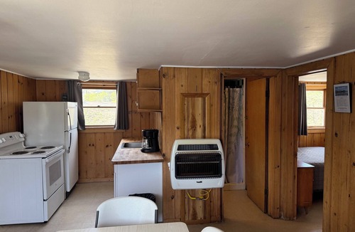 Republic Cabin | Cozy Lakefront 2 Bedroom Cabin with Wood-Burning Fireplace & Dock Access