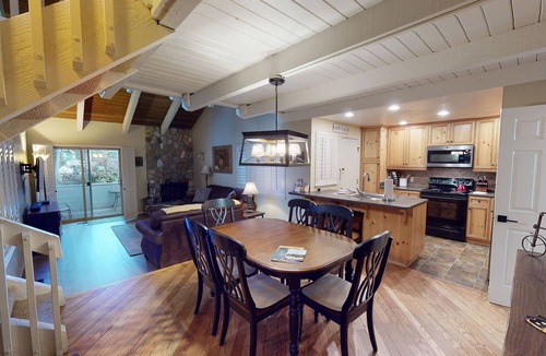 Tennis Village Condo | Cozy Lodge Condo with Access to Exclusive Golf