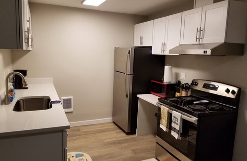 Puyallup Apartment | Cozy Lovely Rental Unit With Indoor Place Close to Restaurants/Mall/Fairgrounds