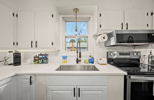 Coeur d'Alene House | Cozy Midtown CDA Retreat, Hot Tub + Fully Fenced Yard