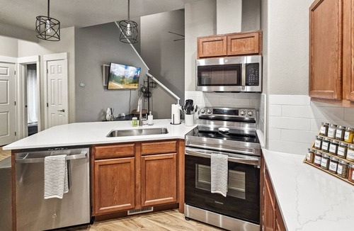 Donnelly Villa | Cozy Mountain Retreat Near Tamarack & Lake Cascade