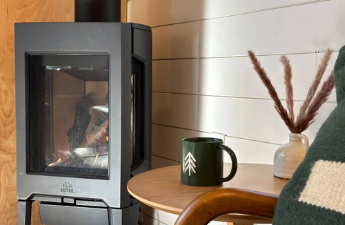 Skykomish Cabin | Cozy Nordic style cabin with cedar barrel hot tub