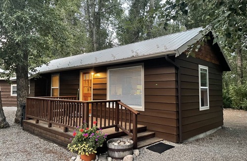Hailey House | Cozy One bedroom, King bed, One bath house in Hailey near the Big Wood River