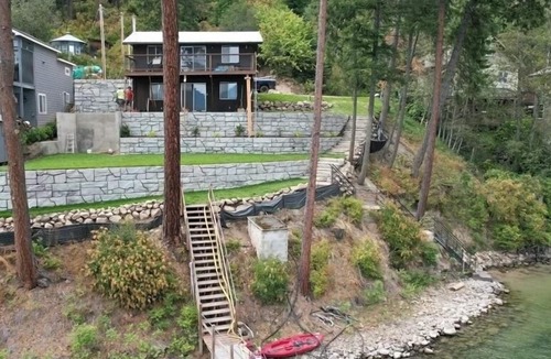 Hayden Lake Cabin | Cozy & Relaxing Lakefront Cabin on Hayden