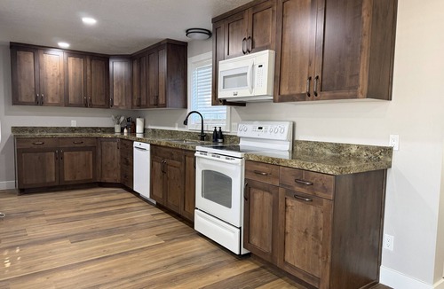 Lewiston House | Cozy Remodeled 4BR Home, Hot Tub Oasis, and 85" TV