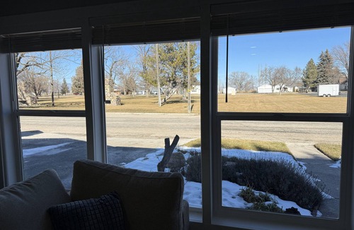 Lewiston House | Cozy Remodeled 4BR Home, Hot Tub Oasis, and 85" TV