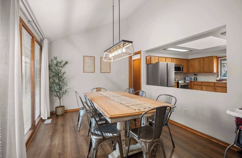 Spokane House | Cozy Retreat I Indian Trail Large Home