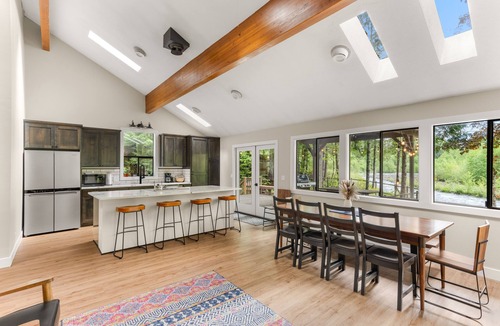 Mount Hood Village House | Cozy Riverfront Retreat w/Hot Tub