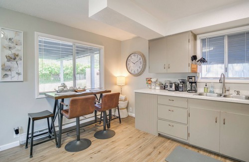 Roseburg House | Cozy Roseburg Home w/Deck + Gas Grill!