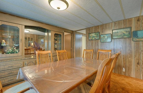 Salmon House | Cozy Salmon Home w/Mountain Views & River Access
