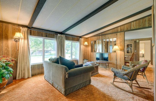 Salmon House | Cozy Salmon Home w/Mountain Views & River Access