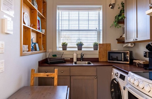 Ocean Shores House | Cozy Sea Breeze Cottages