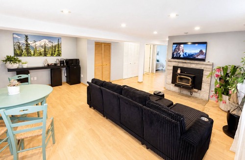 Seattle Metro Area House | Cozy Seattle Suite Near SeaTac Airport & Downtown Seattle