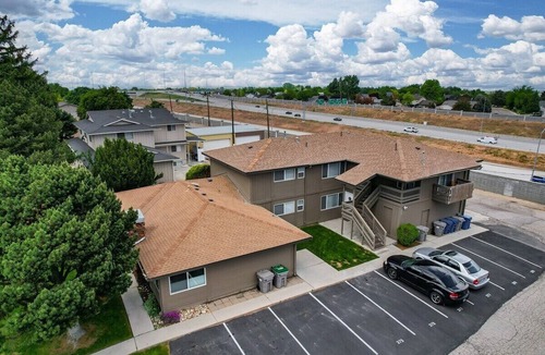 Franklin - Randolph Apartment | Cozy Single Level Boise Home- dogs welcome!