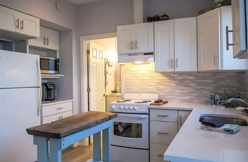 Sequim House | Cozy Studio, Sea Views, Pet Friendly
