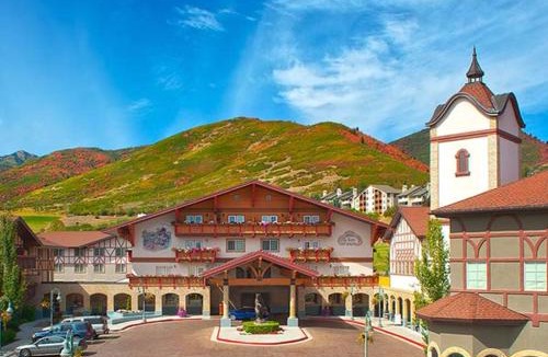 Zermatt Apartment | Cozy Zermatt Swiss King Villa with Kitchen Near Deer Valley & Park City Ski Resorts - 2022
