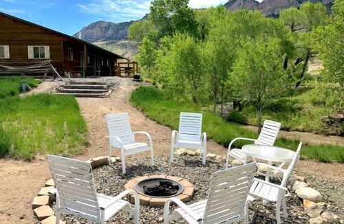 Cody Apartment | Creekside Cabin #3- Listen to the Creek, On the way to Yellowstone!