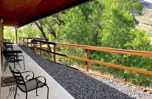 Cody Apartment | Creekside Cabin #3- Listen to the Creek, On the way to Yellowstone!
