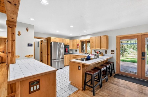McCall Cabin | Creekside Cabin w/Fire Pit, Game Loft & 5 Miles to Downtown McCall