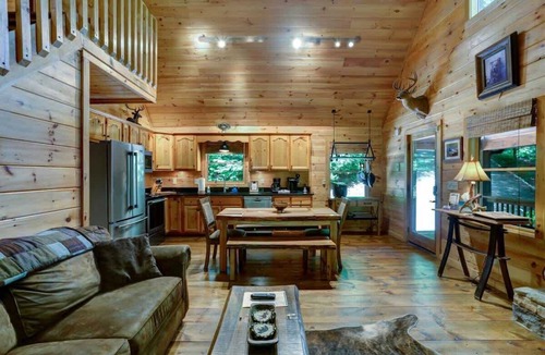 Cashes Valley Cabin | Creekside Cabin w/Hot Tub & Fishing Access