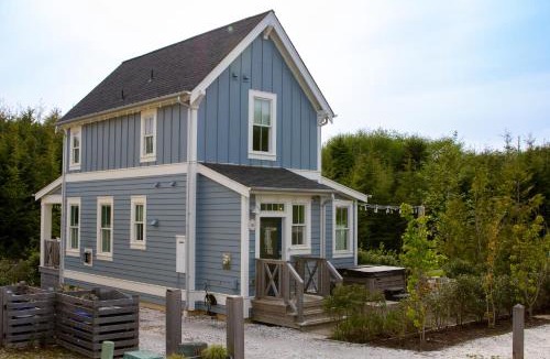 Seabrook House | Creekside Cottage by Seabrook Hospitality