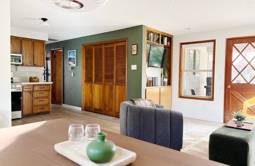 Mount Hood Village Cabin | Creekside Cozy Cabin, Hot Tub, Community Pool