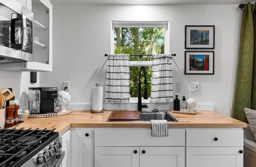 Sequim House | Creekside Escape A Designer Tiny House Minutes From Town