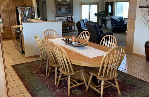 Florence House | Creekside Tranquility Peaceful, Spacious Montana Home Near Missoula -20 Min