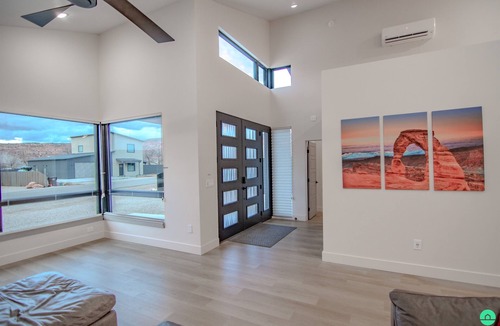 Moab South Valley House | Crimson Place - Moab Home with a Private Pool!