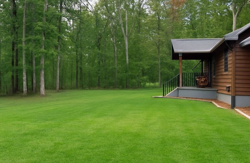 Monteagle House | Cumberland Forest Cottage - Quiet & Sizable Back Yard!