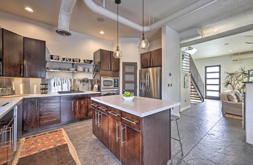 Sunset House | Custom Home < 2 Mi to Downtown Boise