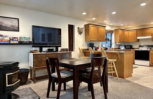 Leavenworth Cabin | Cute Cabin Perfect Base for Exploring Local Activities in Leavenworth,Washington