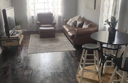 Buhl Apartment | Cute Cozy and clean apartment in the heart of Buhl.