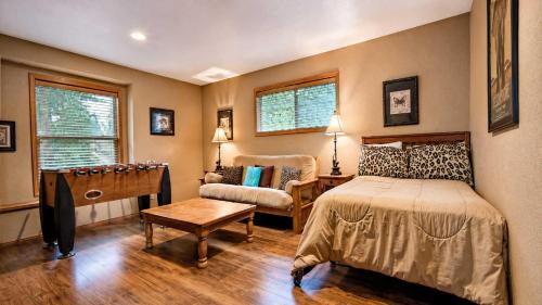 Sunriver House | Cypress 27