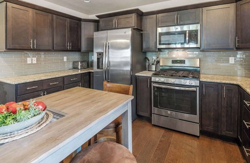 Dover Bay House | Darling Dover Sleeps 8 - Marina, beach, trails