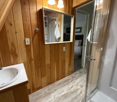 McCall House | Davis Avenue Luxury Lodge
