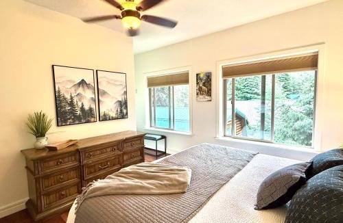 McCall House | Davis Avenue Luxury Lodge