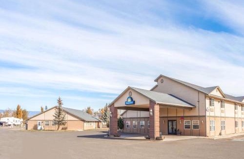 Ellensburg Hotel | Days Inn by Wyndham Ellensburg