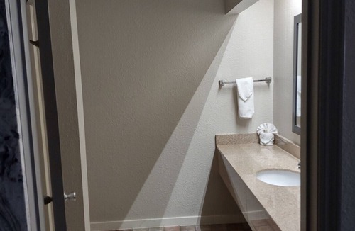 Lonoke Hotel | Days Inn by Wyndham Lonoke