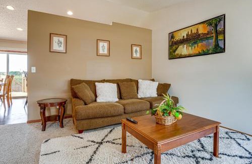 Moorhead House | Deck & Yard! Moorhead Getaway Near Downtown Fargo