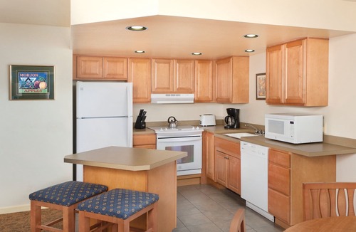 Chelan Resort | Deep, clear, mountain lake sparkling in the sun!