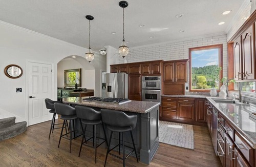 Mica House | Deerview Lane Farm House Estate