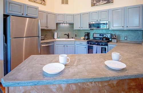 Hailey Condo | Della View 2BR condo - In the heart of Historic downtown Hailey!
