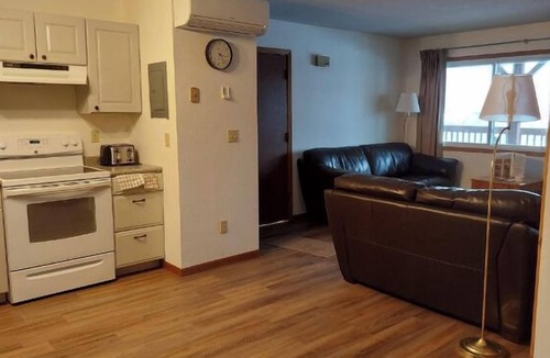 Devils Lake Condo | Deluxe 3 Bedroom Condo, 2 Full Bathrooms Top Floor #4