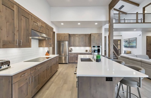 Bend House | Deschutes Executive Retreat - 6BR Luxury Rental