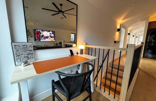 Bridgeport Apartment | Designer Retreat 2BR w Cowboy Pool, Fire Pit & Free Parking