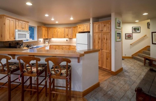 Ketchum Condo | Discount from 11/05-12/19, excellent skiing, walking distance from the condo