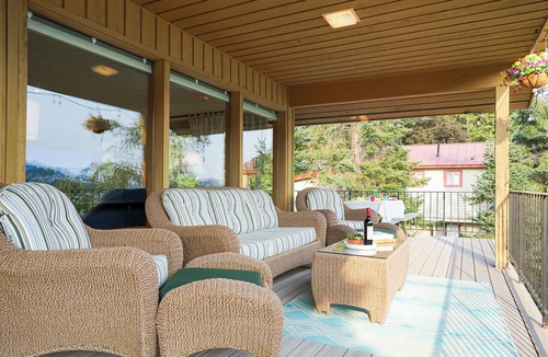 Coeur d'Alene House | Discounted End of July Opening! Book Ellen's Escape Now!