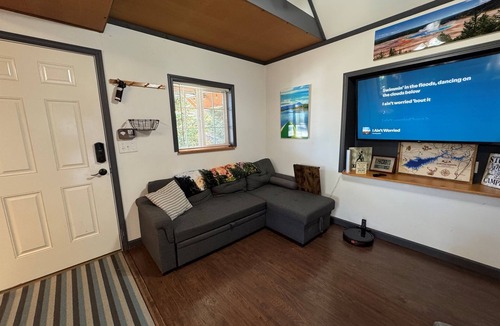 Island Park Cottage | Dog Friendly Cabin Near Yellowstone + River Walk